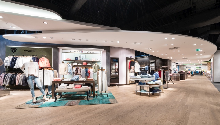 德国TC Buckenmaier服装零售店 融合现代设计与品牌文化的零售空间