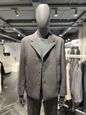 全球西装市场的实拍洞察 从工坊到零售的综合视角